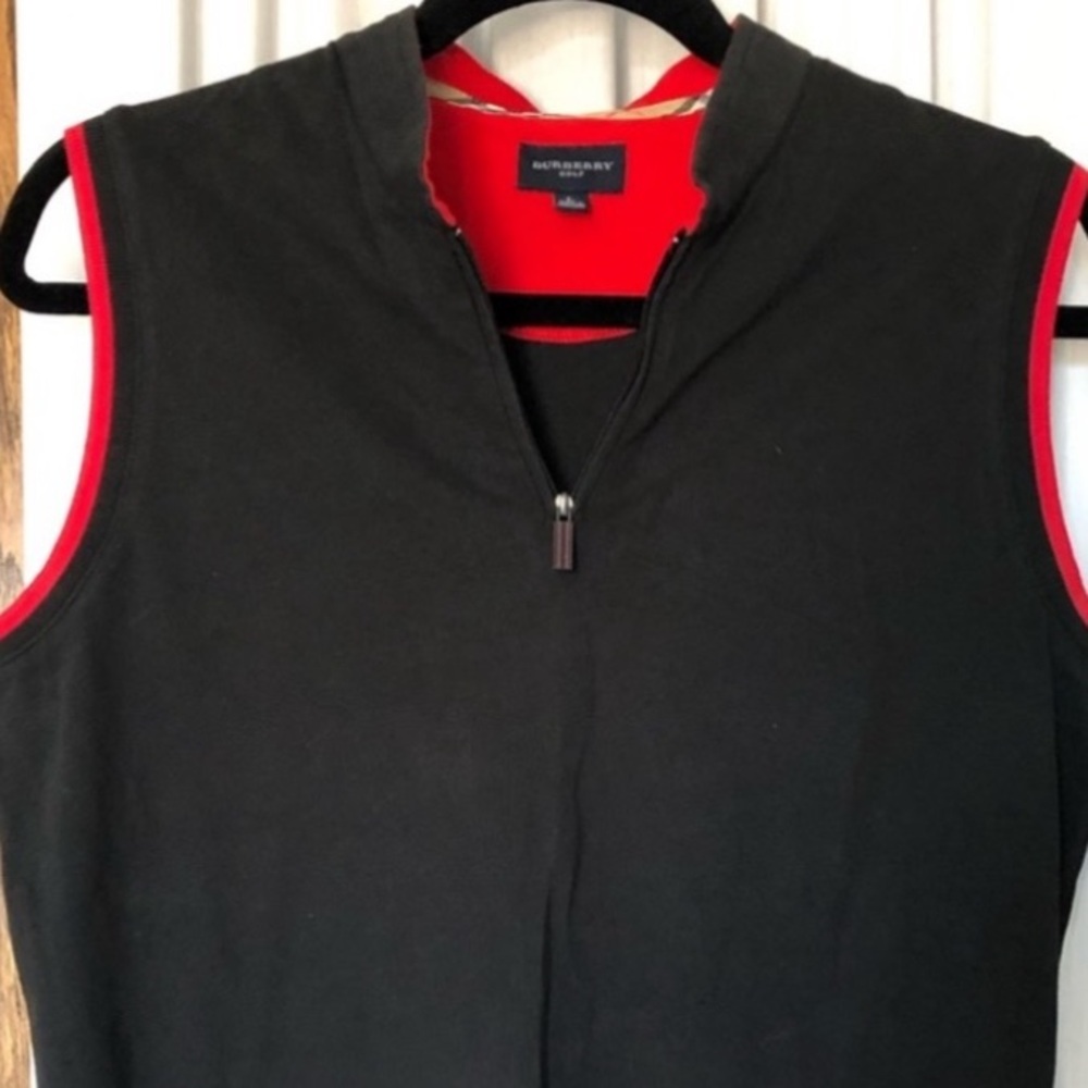 Burberry Black Red Nova Check Quarter Zipper Front Vest - Picture 2 of 11